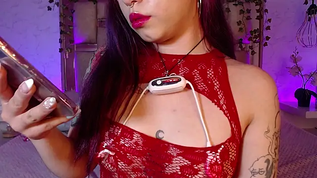 GigiVolkova webcam