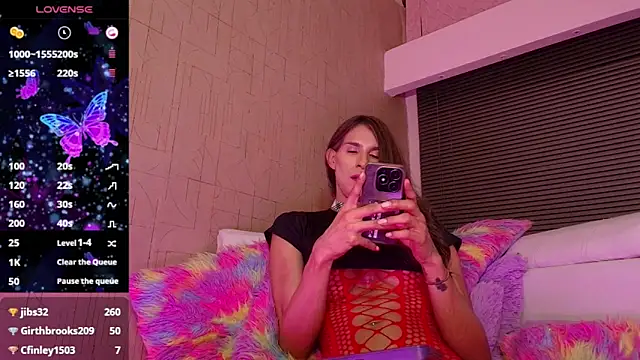 MiaaMillerx webcam