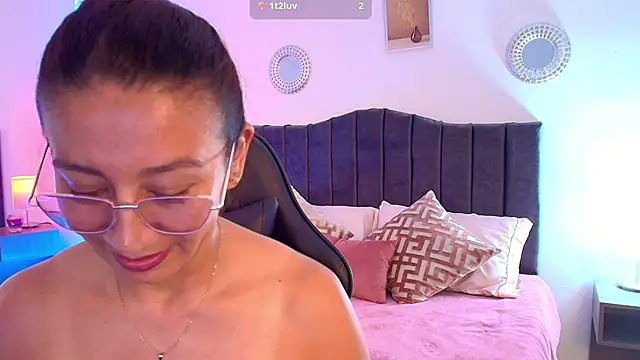 tina_moon2 webcam