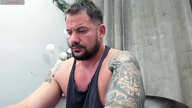 musclemonster31 webcam