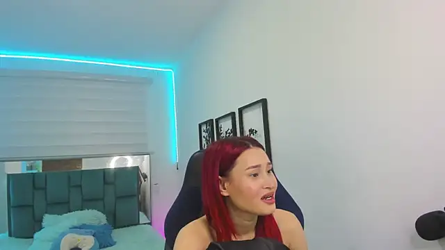 naomy_hot_777 webcam