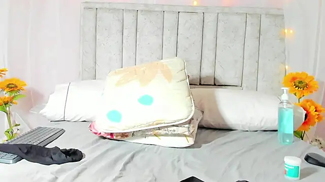 Rachellcooperrr webcam