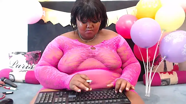 LadyBearX_ webcam