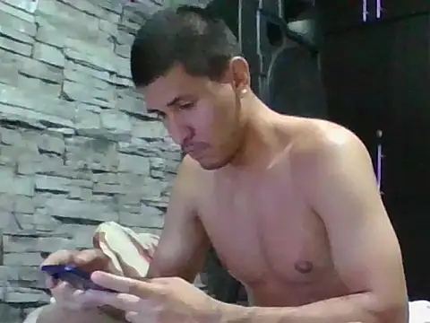 Sexylatin64 webcam
