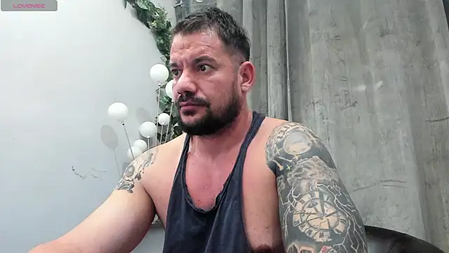 musclemonster31 webcam