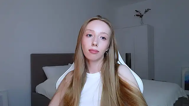 Luna_insniity webcam