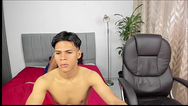 boy_master77 webcam