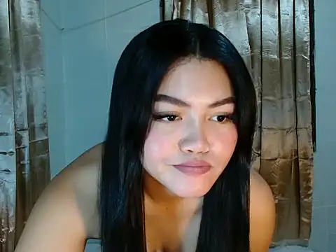 naughtyhothailey webcam