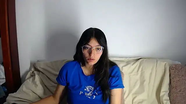 lessliee22_ webcam