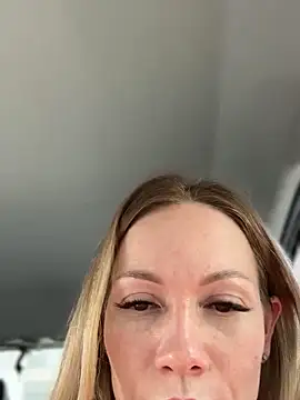 LavenderHot's Live Sex Cam Show