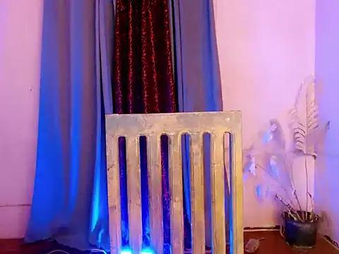 Nicole2804