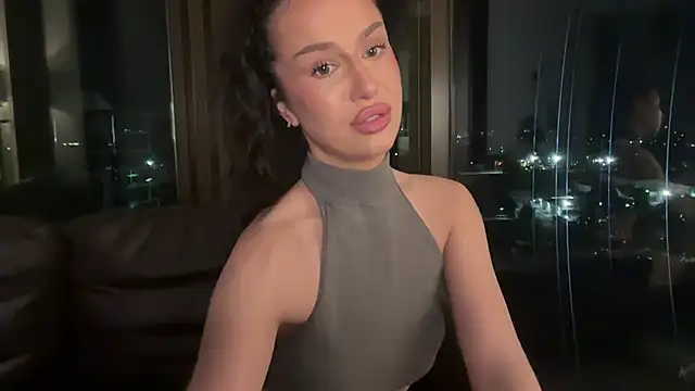 shy_Colette