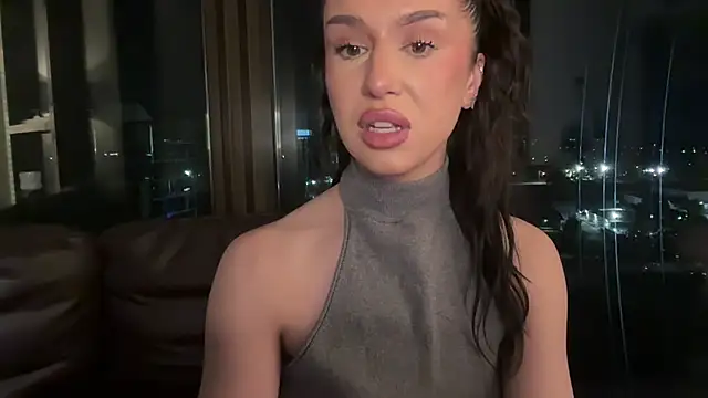 shy_Colette