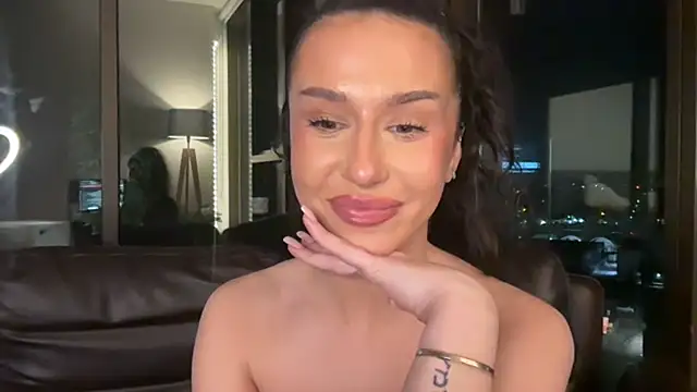 shy_Colette