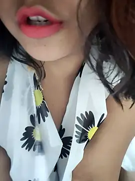 Love_bitess room chat