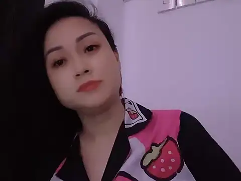 NikkiNi