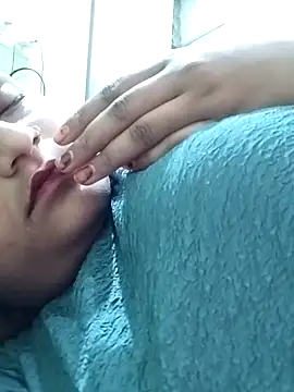 Hot_mirchjii