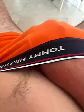 Bigtitsloveshow
