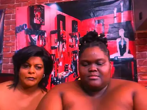 EbonyHotBuns