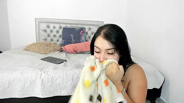 SEXXYLATINCOUPLE1