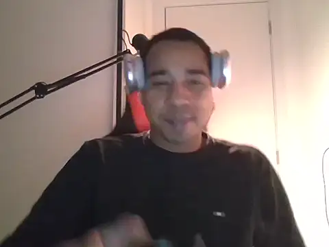 JUNINHOLEKE