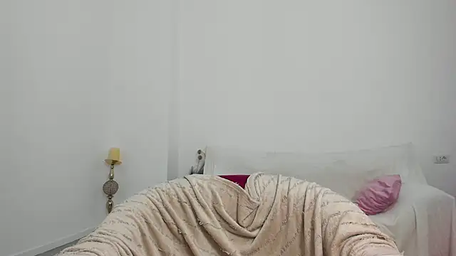 Daisy_Abby