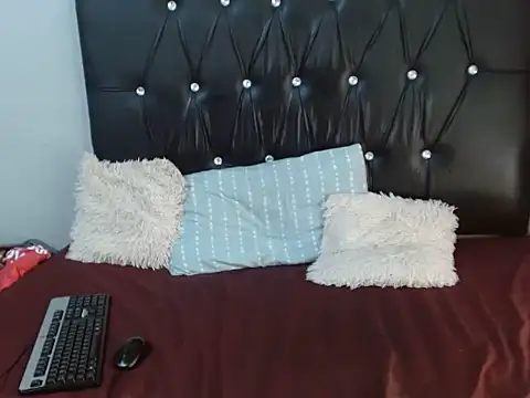 BustyAss40X