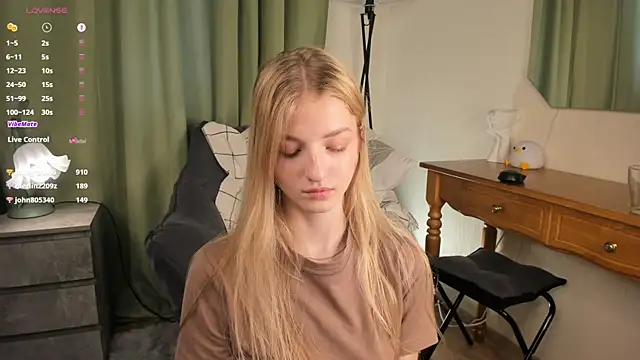 DreamyGleam