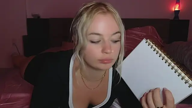 margot_robbie7