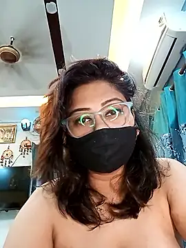 Cute-mona
