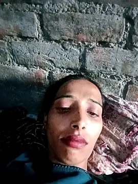Pinki_thakur_1