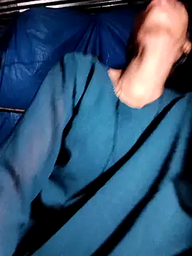 Pinki_thakur_1