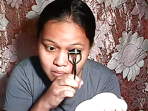 Exotichotpeanut-pinay