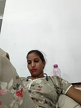 Hotty-Nidhi