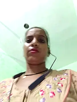 Hotty-Nidhi