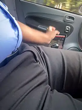 Uber-driver-dam