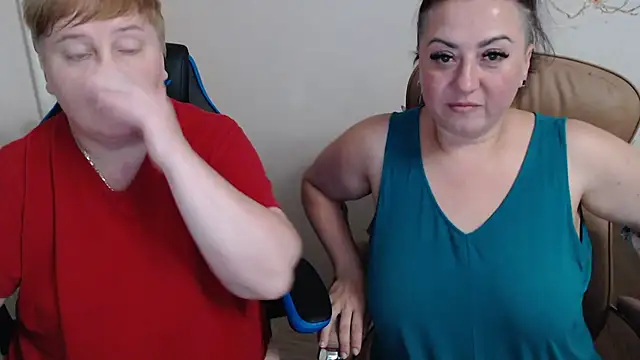 Bertie_Adeline room chat