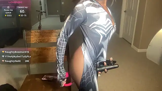 maskedgirl5005
