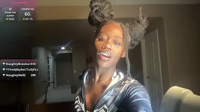 maskedgirl5005