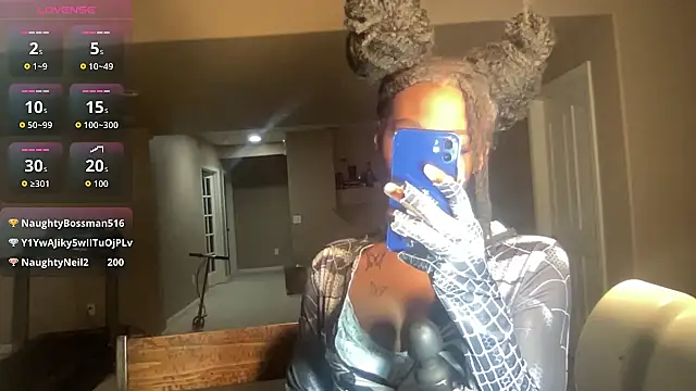 maskedgirl5005