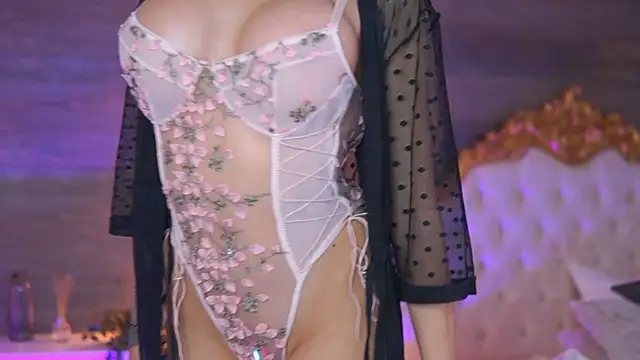 Juicy_Jessye