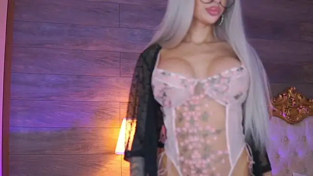 Juicy_Jessye