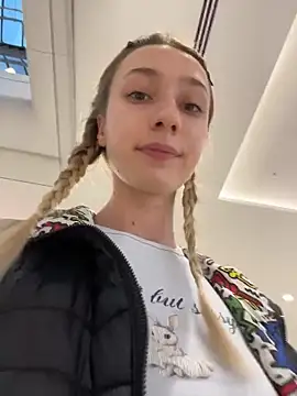 Lia__Love