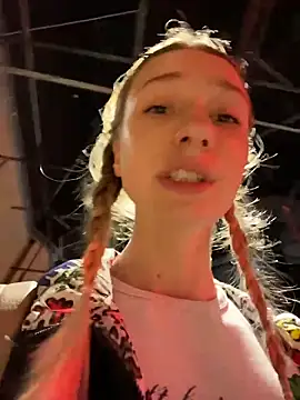 Lia__Love