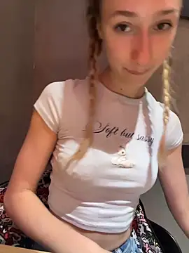 Lia__Love