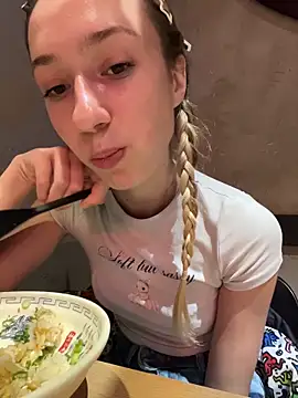 Lia__Love