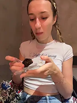 Lia__Love
