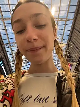 Lia__Love