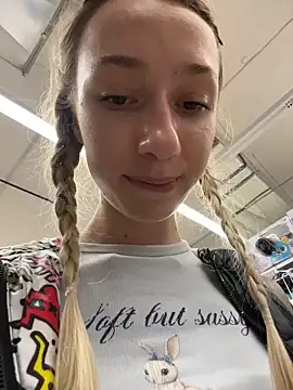 Lia__Love
