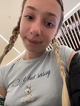 Lia__Love